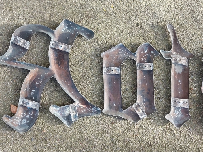 Rathaus antike Kupfer Buchstaben_catheuer-rariateten_9